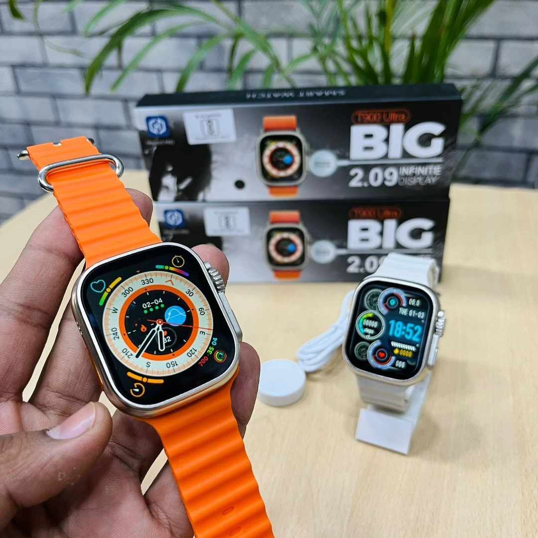 Smartwatch with 2025 wireless charger